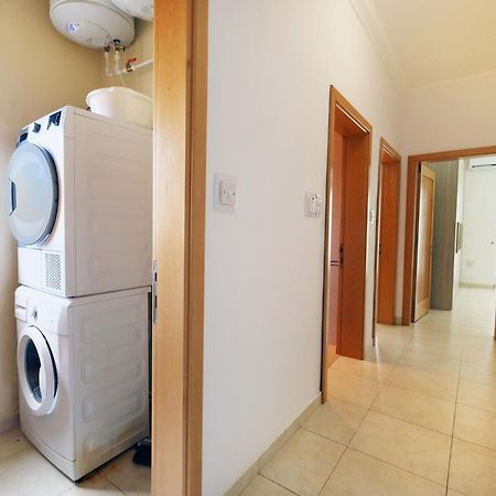 Modern 3Br Stylish & Spacious Apartment - Close To Sliema Promenade グジラ エクステリア 写真