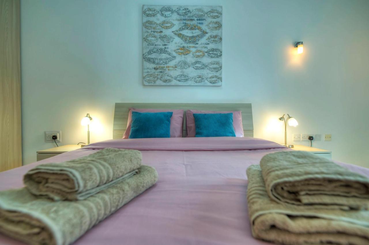 Modern 3Br Stylish & Spacious Apartment - Close To Sliema Promenade グジラ エクステリア 写真