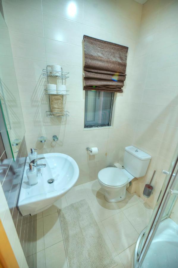 Modern 3Br Stylish & Spacious Apartment - Close To Sliema Promenade グジラ エクステリア 写真