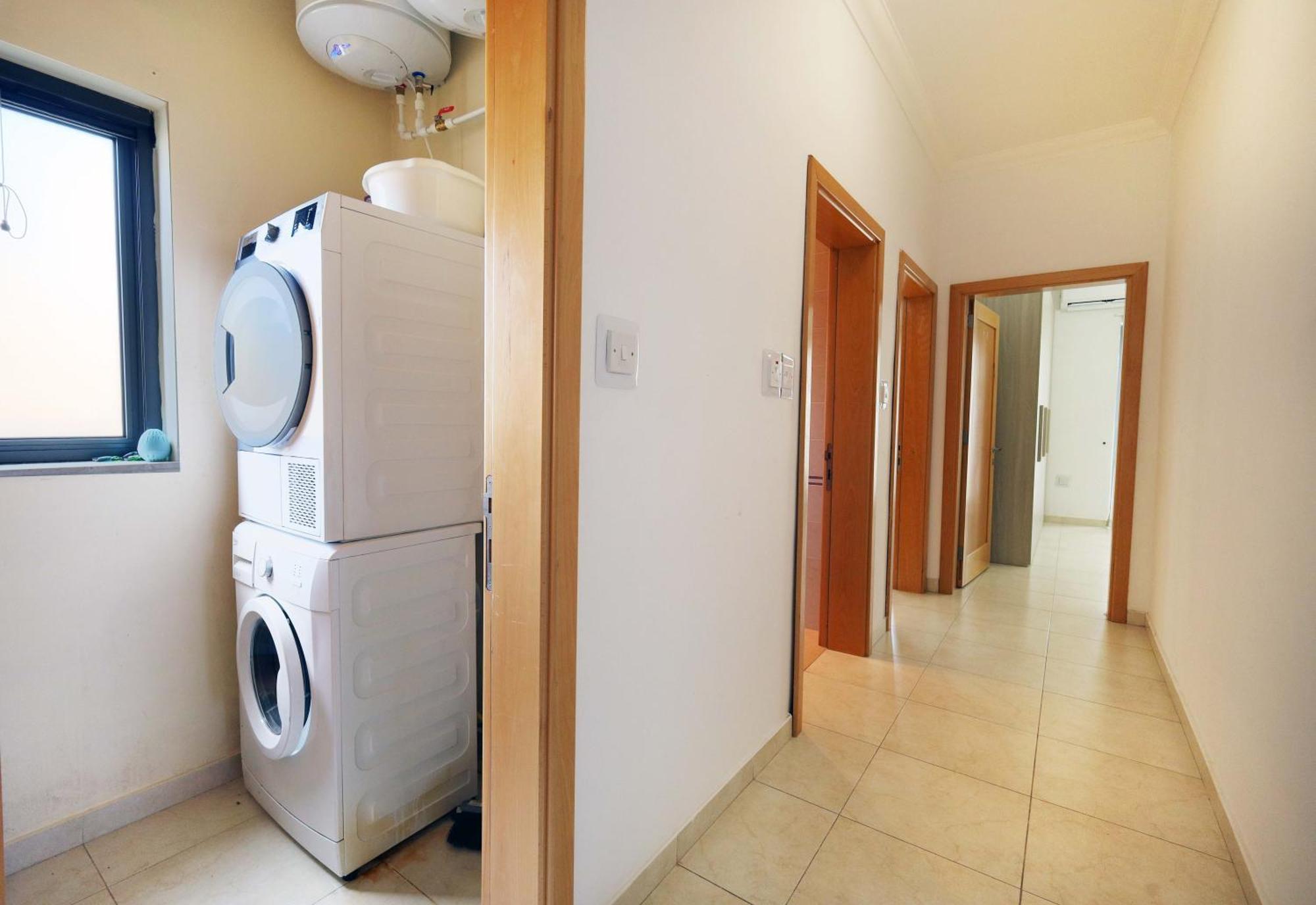 Modern 3Br Stylish & Spacious Apartment - Close To Sliema Promenade グジラ エクステリア 写真