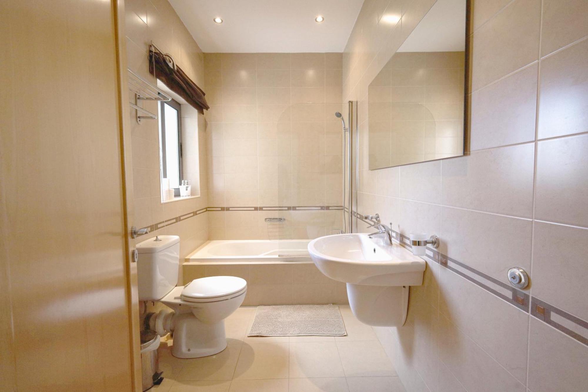 Modern 3Br Stylish & Spacious Apartment - Close To Sliema Promenade グジラ エクステリア 写真